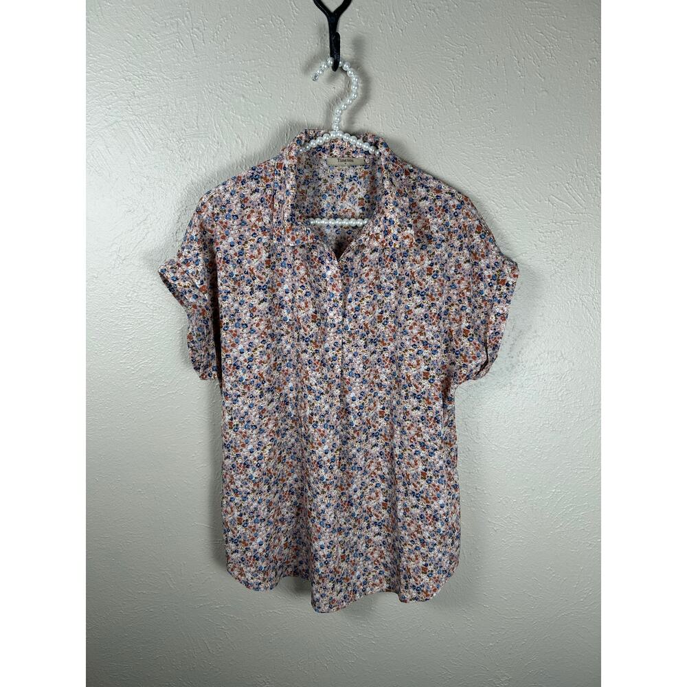 Timeson Ditsy Floral Top Size Medium Short Sleeve Lightweight Preppy Cute Shirt